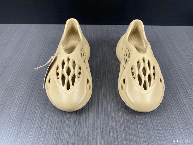 Foam GW3354 Ochre RNNR Adidas Yeezy 0712